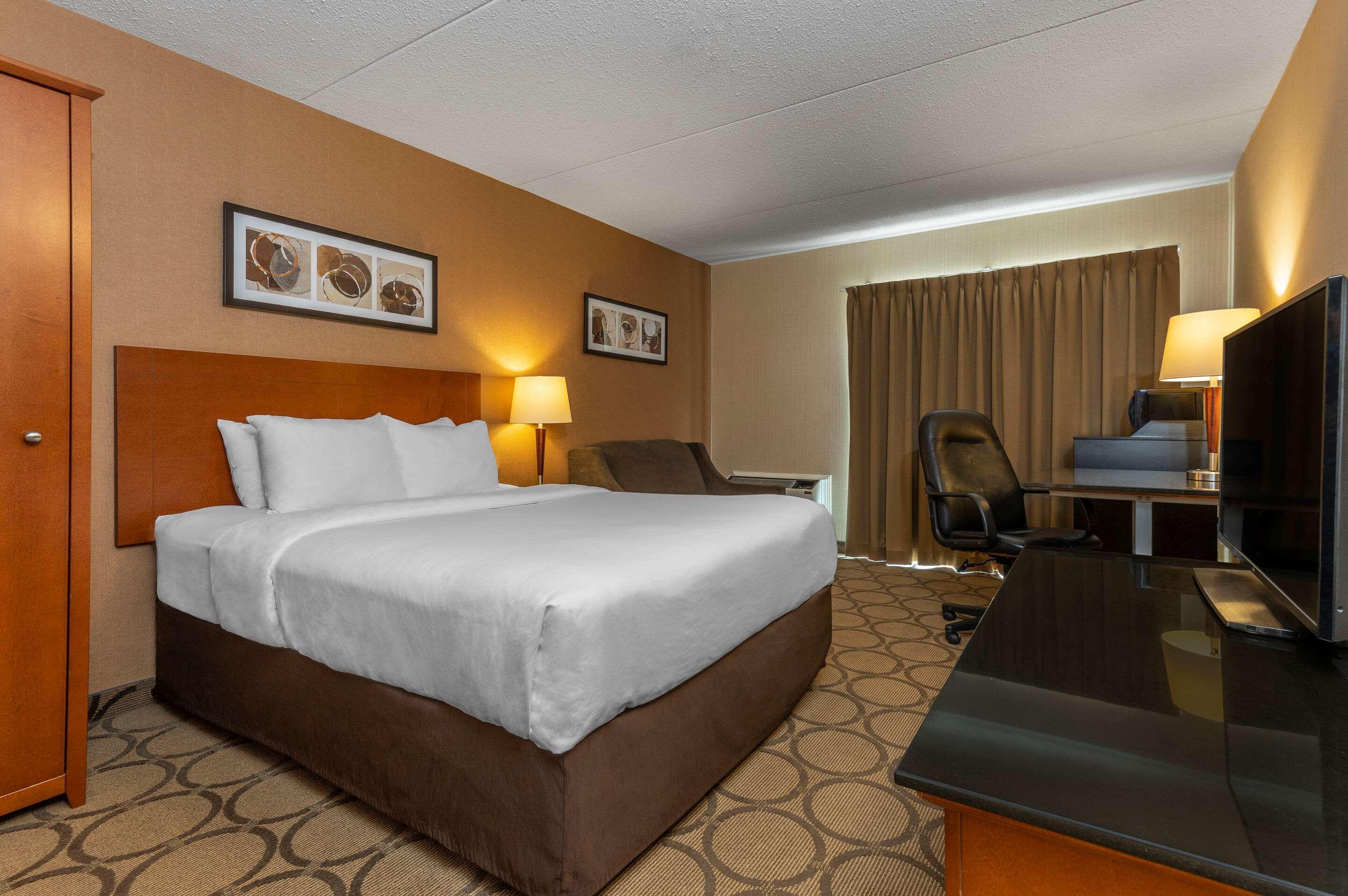 Comfort Inn Laval Dış mekan fotoğraf