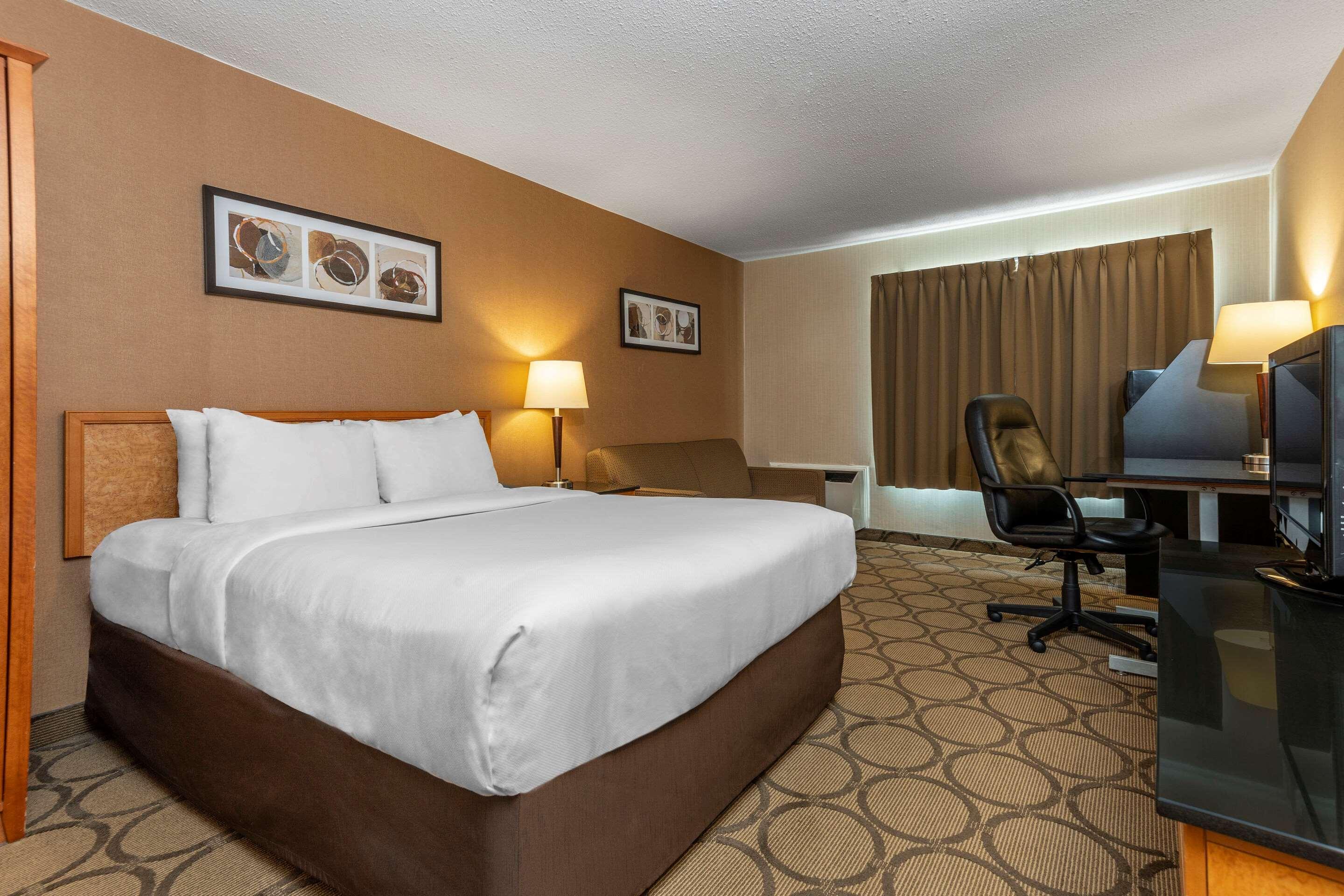 Comfort Inn Laval Dış mekan fotoğraf