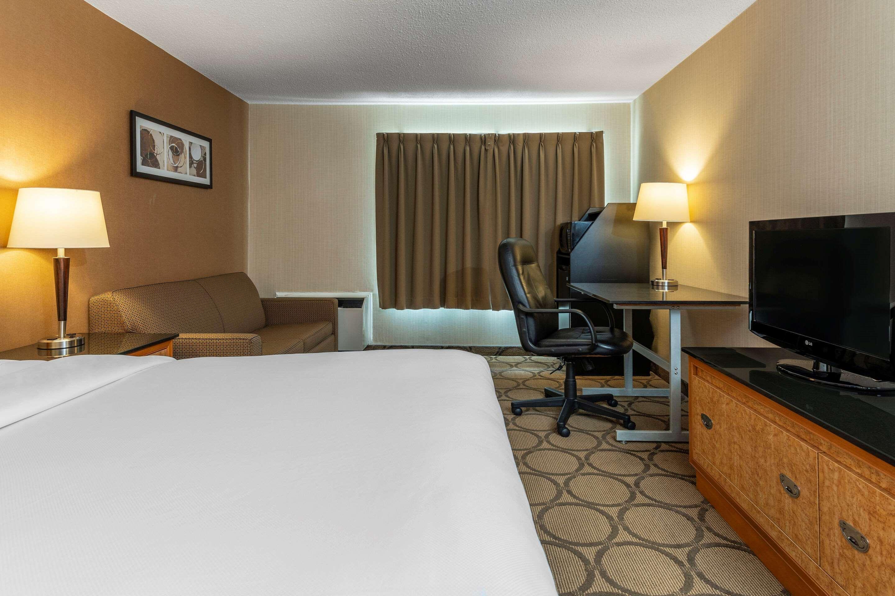 Comfort Inn Laval Dış mekan fotoğraf