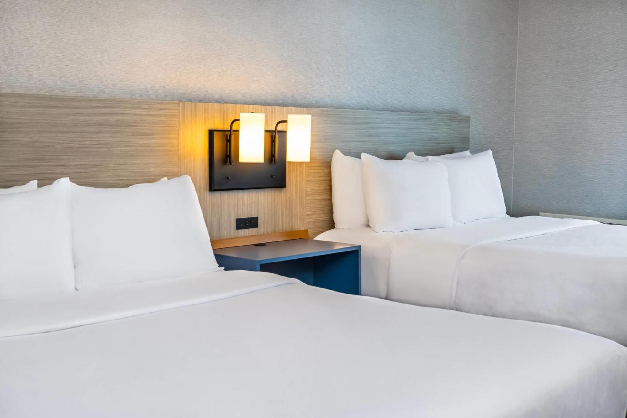 Comfort Inn Laval Dış mekan fotoğraf